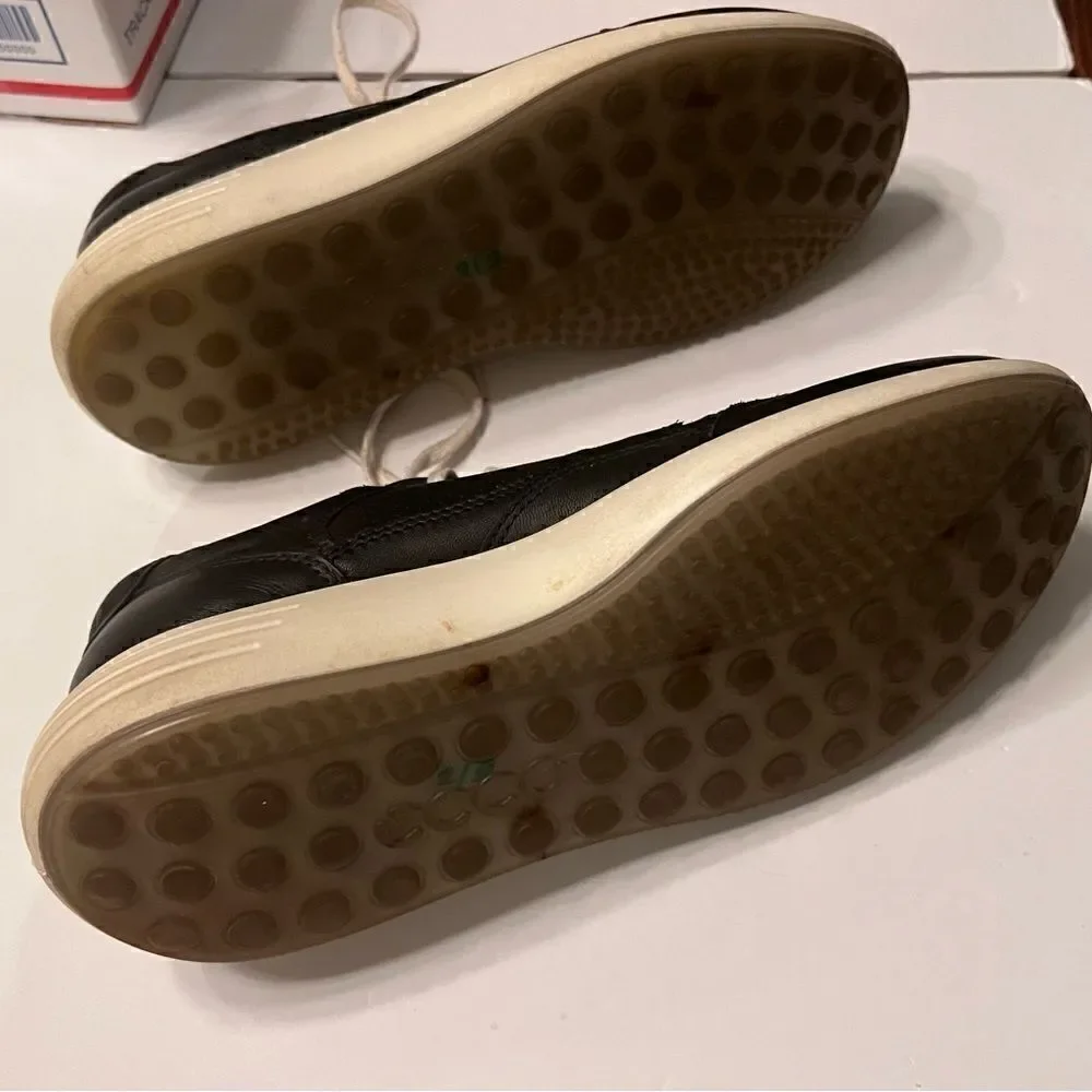 Ecco‎ Soft 7 Runner Sneakers Women’s Size 9 Black White Soles